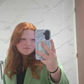 Emma, Oppas in Uithuizen