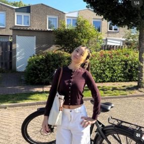 Panwad, Babysitter in Bergeijk