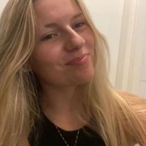 Liselot, Babysitter in Voorschoten