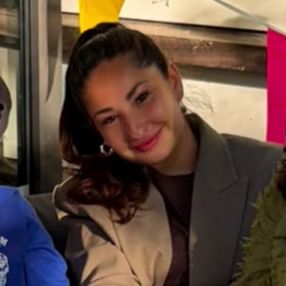 Kayla, Oppas in Emmeloord