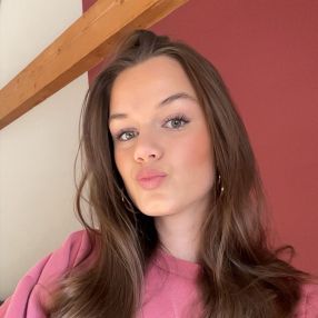 Mette sophie, Babysitter in Joure