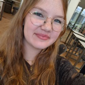 Kyra, Babysitter in Leusden