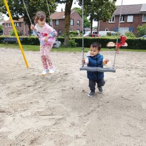 Yessica, Gezin in Bladel