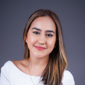 Saimy daniela, Babysitter in Bussum