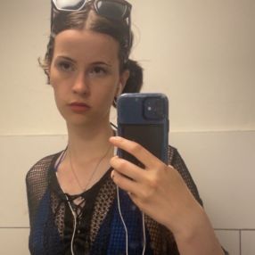 Jaël, Babysitter in Wognum