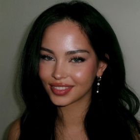 Yasmine, Oppas in Beverwijk