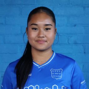 Angelica, Oppas in Veenendaal