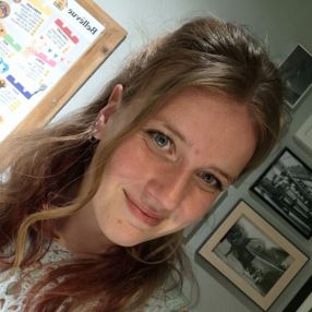Denise, Oppas in Maassluis