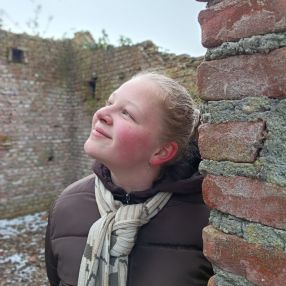 Nienke, Babysitter in Zuidbroek