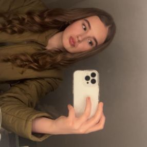 Yfke, Oppas in Bolsward