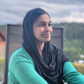 Afiya, Babysitter in Appingedam