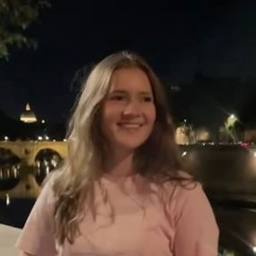 Lieke, Oppas in Nieuw-Vennep