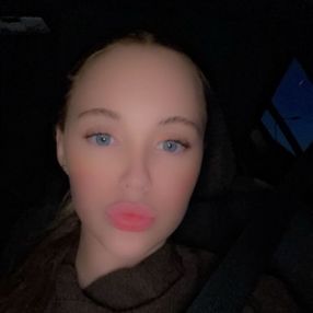 Alisha, Babysitter in Veghel