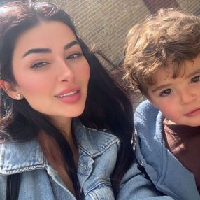 Rasha, Gezin in Almelo