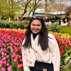 Janica, Oppas in Bussum