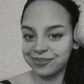 Alisjha, Babysitter in Lelystad