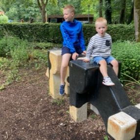 Larissa, Family in Huizen