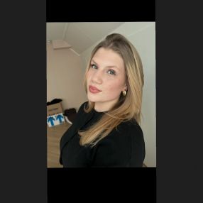 Sanne, Oppas in Dirksland