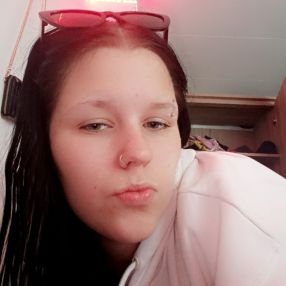 Charissa, Oppas in Geleen