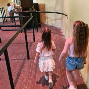 Shenna, Gezin in Zevenaar