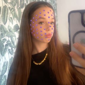 Eline, Babysitter in Hoofddorp