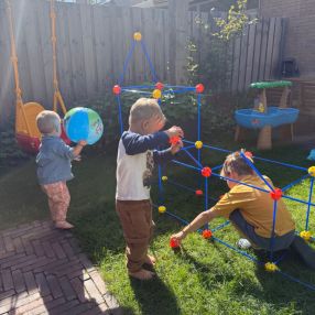 Sabine, Family in Huizen