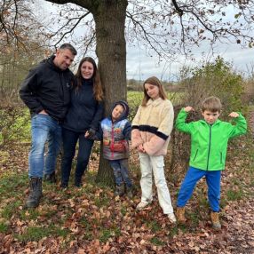 Joska, Gezin in Overbetuwe