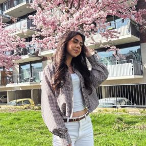 Ceylin, Babysitter in Heerde