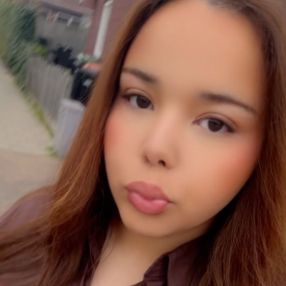Yasmin, Babysitter in Wormer