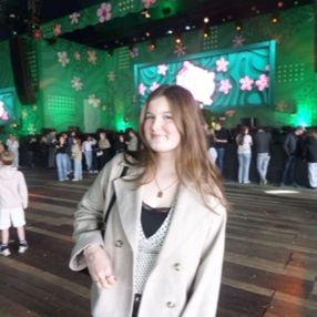 Eva, Oppas in Zetten