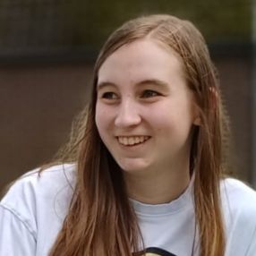 Sara, Oppas in Veenendaal