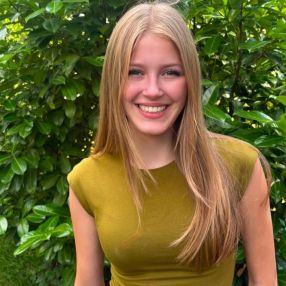 Sophie, Babysitter in Woudenberg