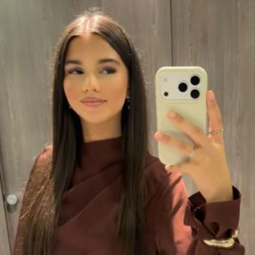 Saffana, Babysitter in Roosendaal