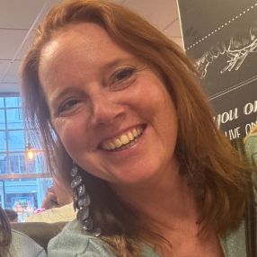 Nance, Oppas in Ewijk