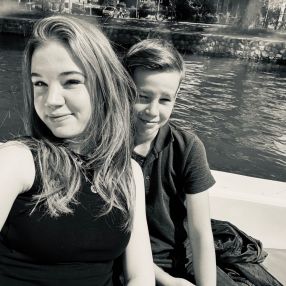 Eline, Oppas in Poeldijk