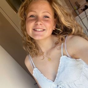 Fientje, Oppas in Katwijk