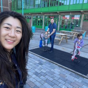 Chen, Gezin in Hoef en Haag
