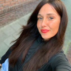 Annelies, Babysitter in Spijkenisse
