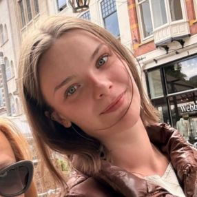 Anna, Babysitter in Leidschendam