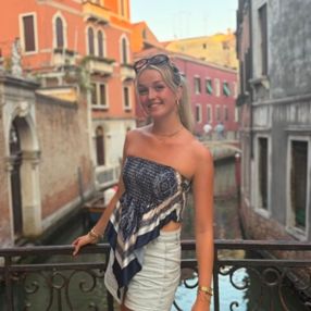 Emma, Oppas in Sliedrecht