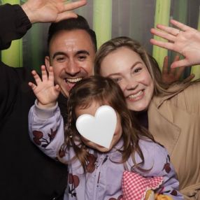 Nikki, Family in Tiel