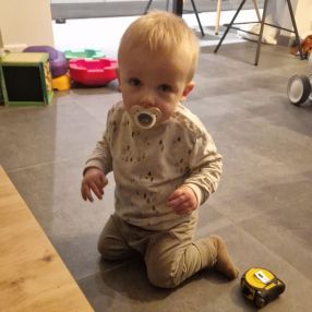 Leslie, Gezin in Sas van Gent