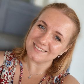 Lianne, Babysitter in Hillegom
