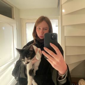 Lisa, Babysitter in Wierden
