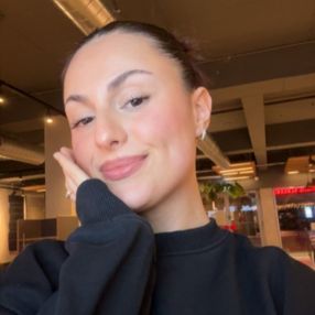 Dilara, Oppas in Eindhoven