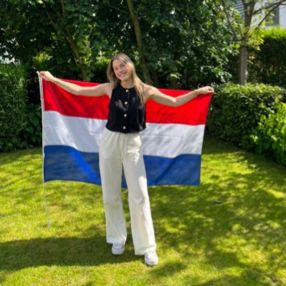 Carmen, Babysitter in Zwijndrecht