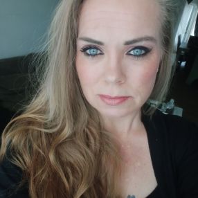 Kim, Babysitter in Hoogkarspel