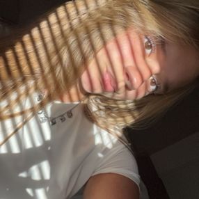 Robine, Babysitter in Groenlo