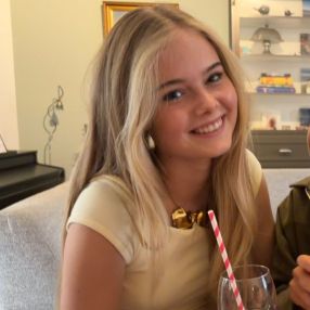 Quinty, Oppas in Zuidoostbeemster
