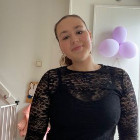 Emma, Babysitter in Kampen